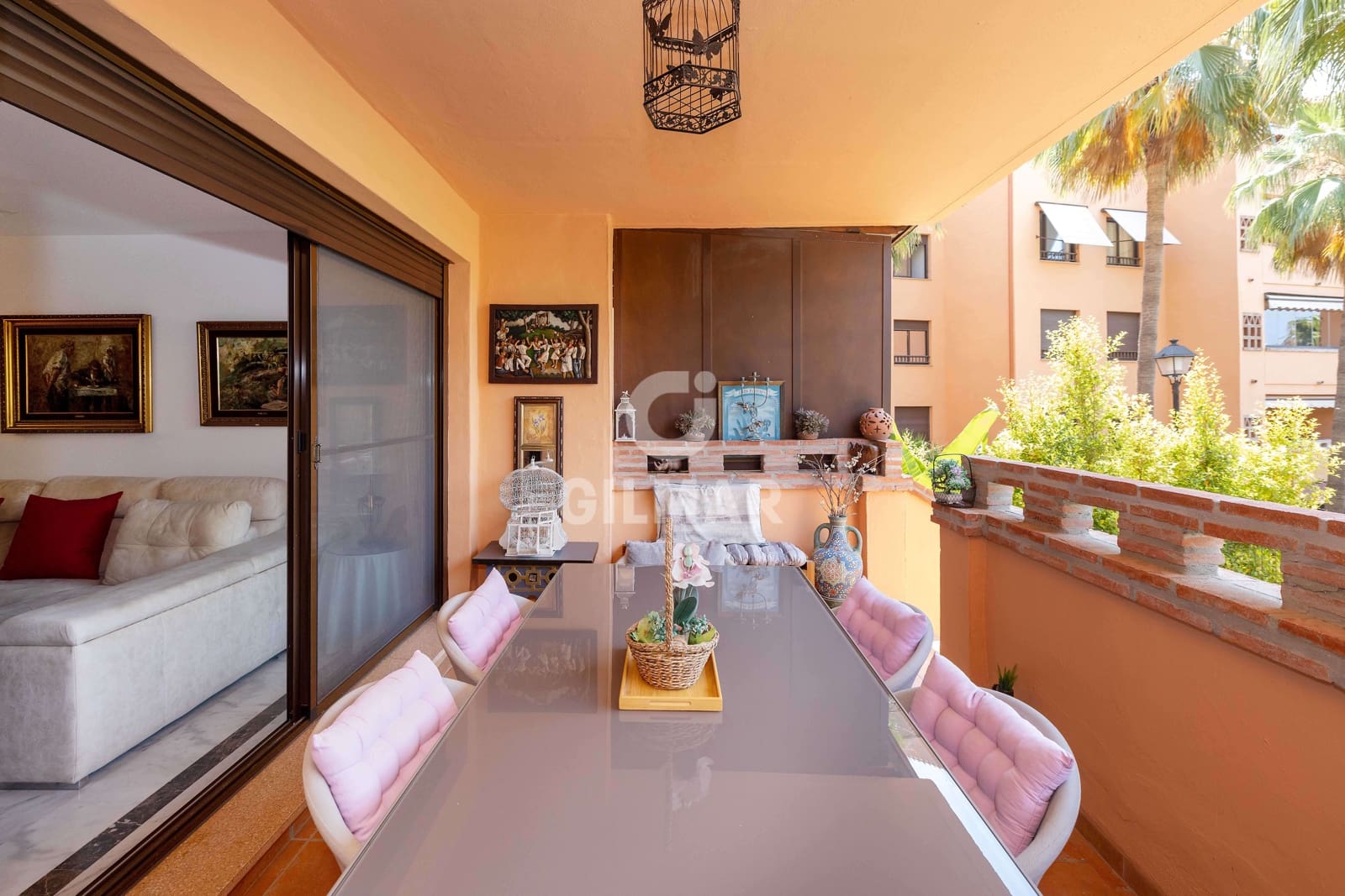 2 bedroom Flat for sale in Golden Mile with pool garage - € 639,000 (Ref: 9895765)