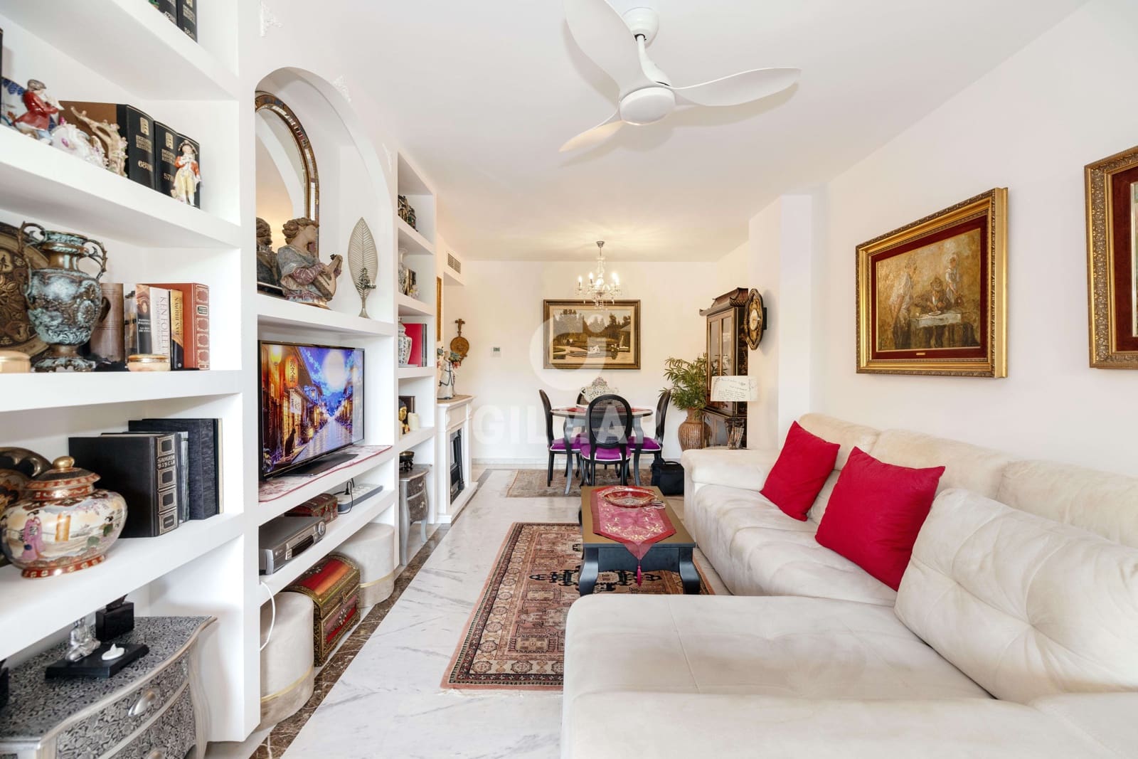 2 bedroom Flat for sale in Golden Mile with pool garage - € 639,000 (Ref: 9895765)