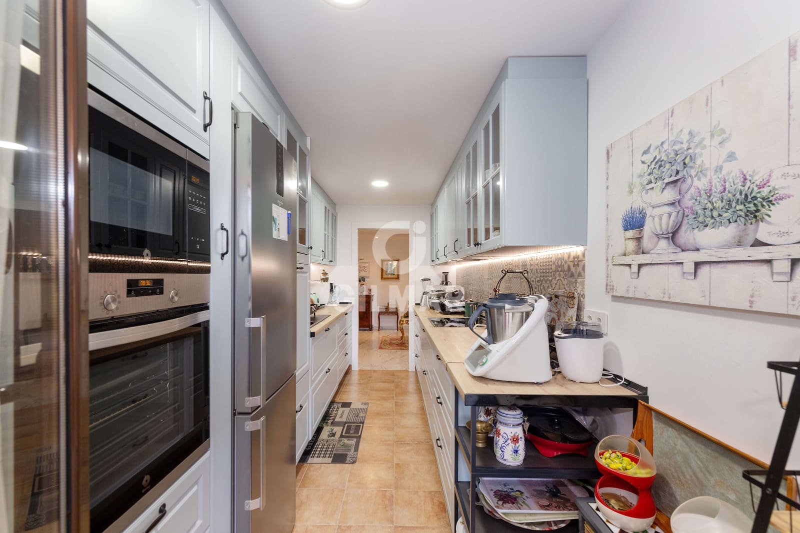 2 bedroom Flat for sale in Golden Mile with pool garage - € 639,000 (Ref: 9895765)