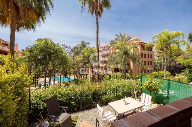 2 bedroom Flat for sale in La Carolina - Guadalpín, Marbella with pool garage - € 639,000 (Ref: 9895765)