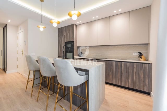 4 makuuhuone Asunto myytävänä paikassa Guindalera, Madrid kaupunki - 1 729 000 € (Ref: 9898559)
