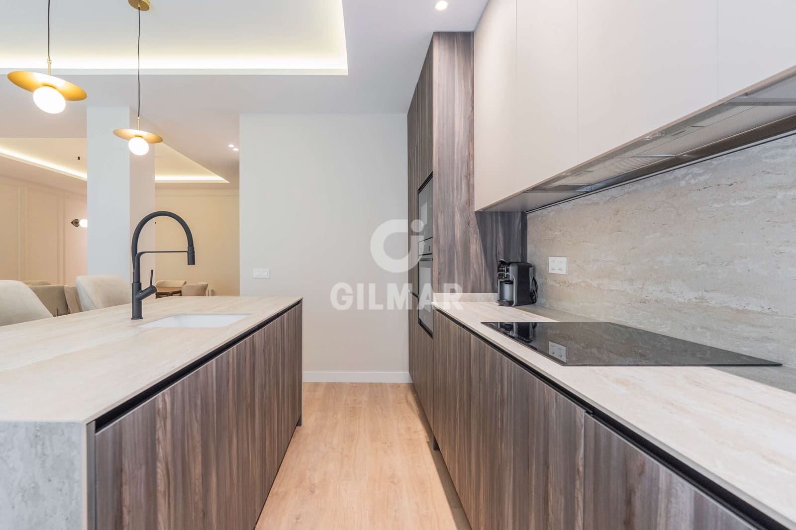 4 makuuhuone Asunto myytävänä paikassa Madrid kaupunki - 1 729 000 € (Ref: 9898559)