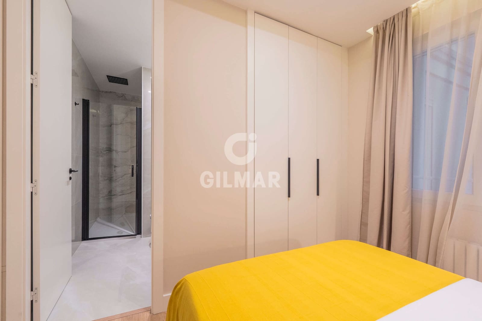 4 makuuhuone Asunto myytävänä paikassa Madrid kaupunki - 1 729 000 € (Ref: 9898559)