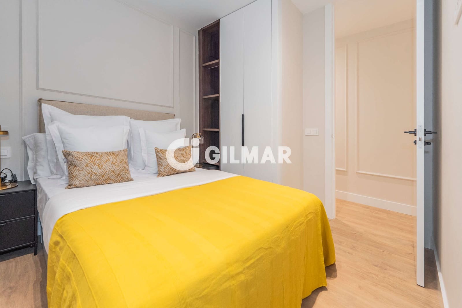 4 soveværelse Lejlighed til salg i Madrid by - € 1.729.000 (Ref: 9898559)