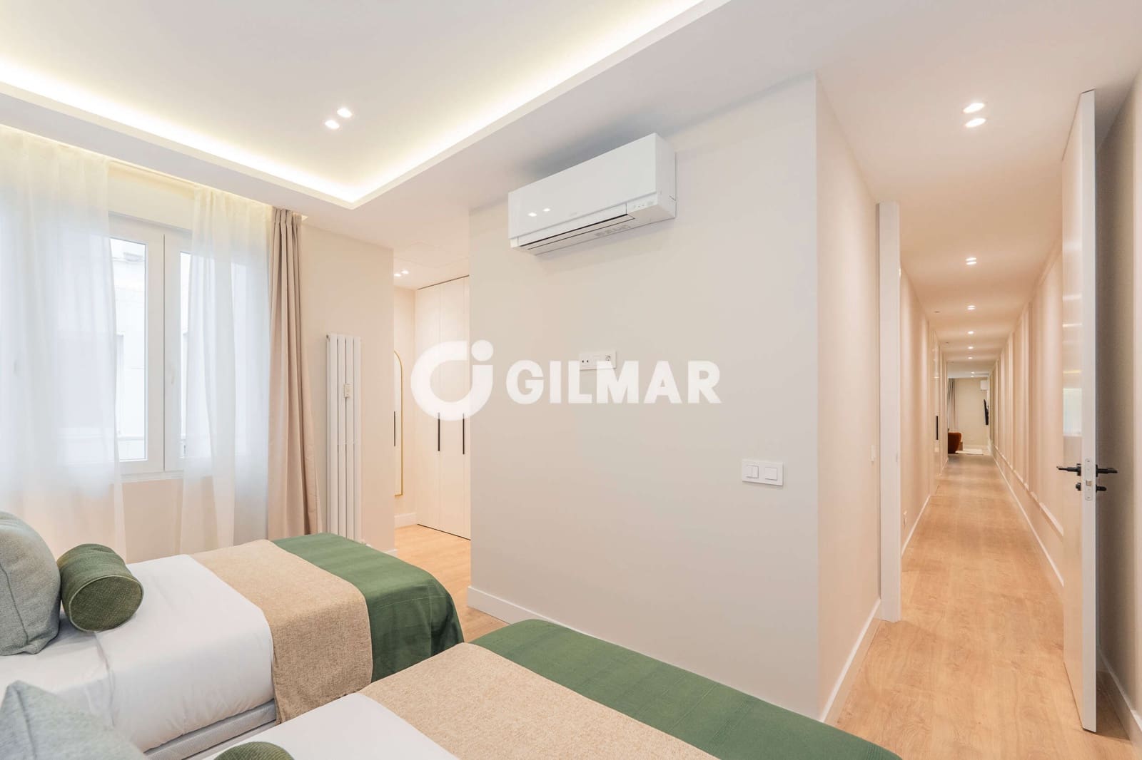 4 soveværelse Lejlighed til salg i Madrid by - € 1.729.000 (Ref: 9898559)