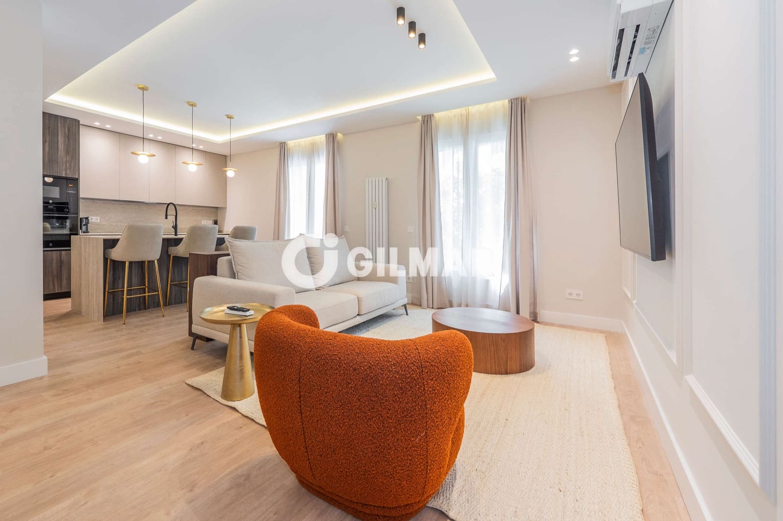 4 soveværelse Lejlighed til salg i Madrid by - € 1.729.000 (Ref: 9898559)