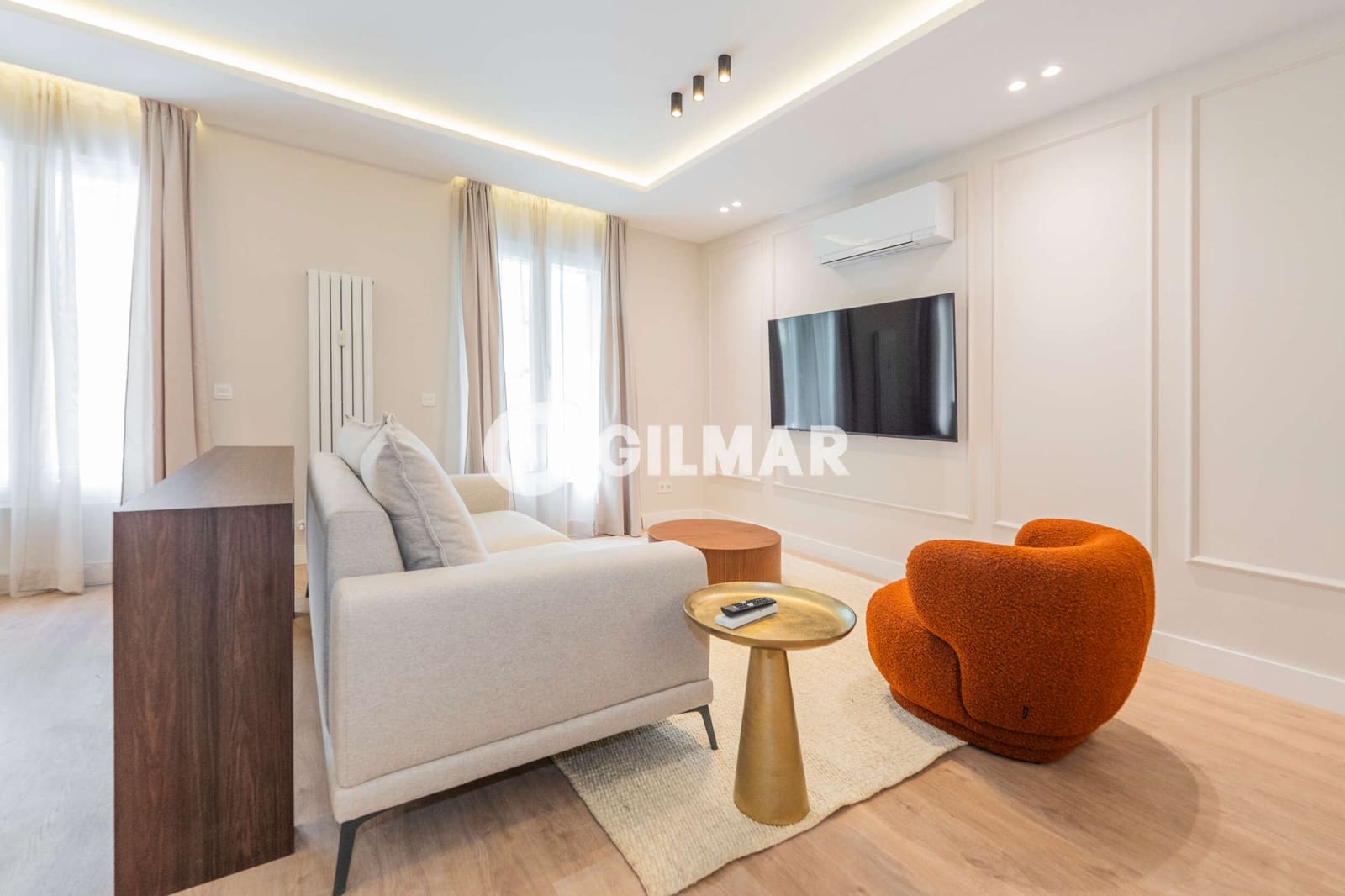 4 soveværelse Lejlighed til salg i Madrid by - € 1.729.000 (Ref: 9898559)