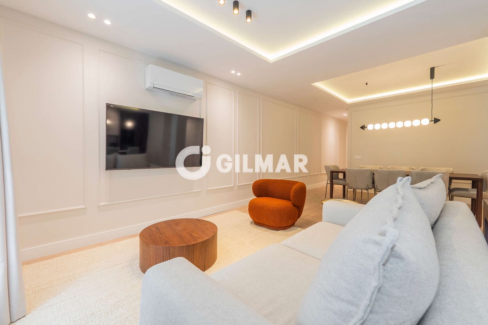 4 soveværelse Lejlighed til salg i Madrid by - € 1.729.000 (Ref: 9898559)