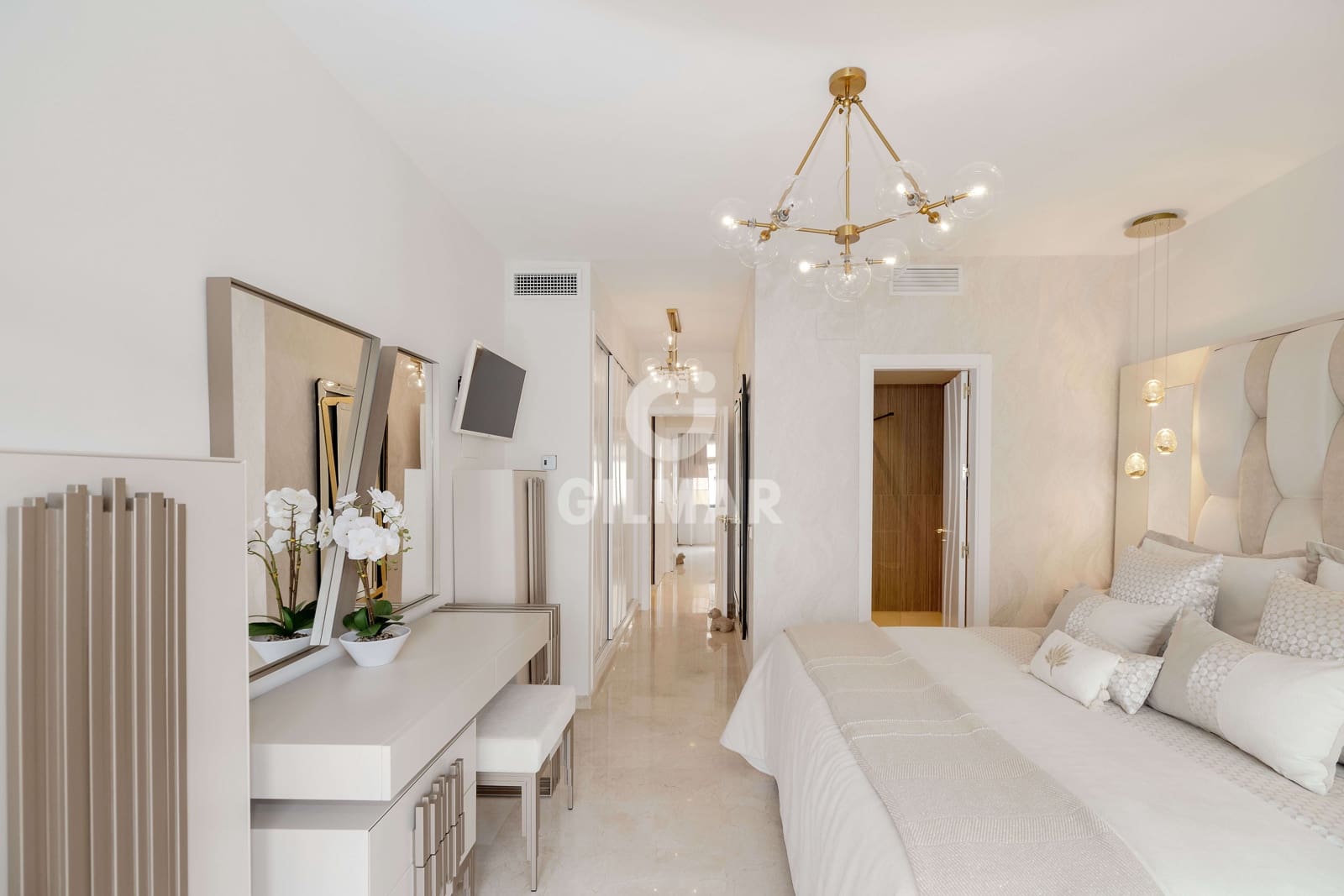 3 Zimmer Penthouse zu verkaufen in Marbella mit Garage - 1.350.000 € (Ref: 9899844)