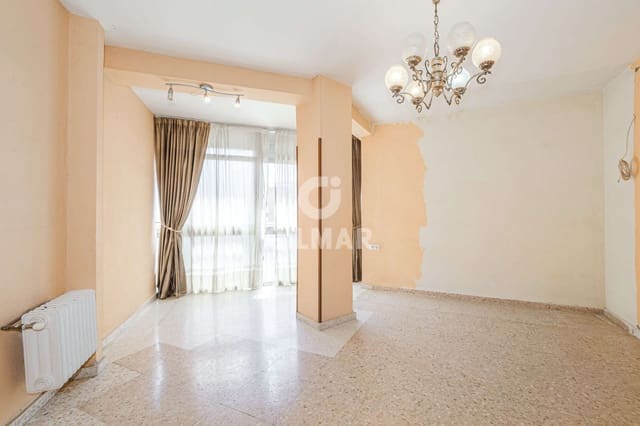5 bedroom Flat for sale in El Porvenir, Seville city - € 596,000 (Ref: 9906690)