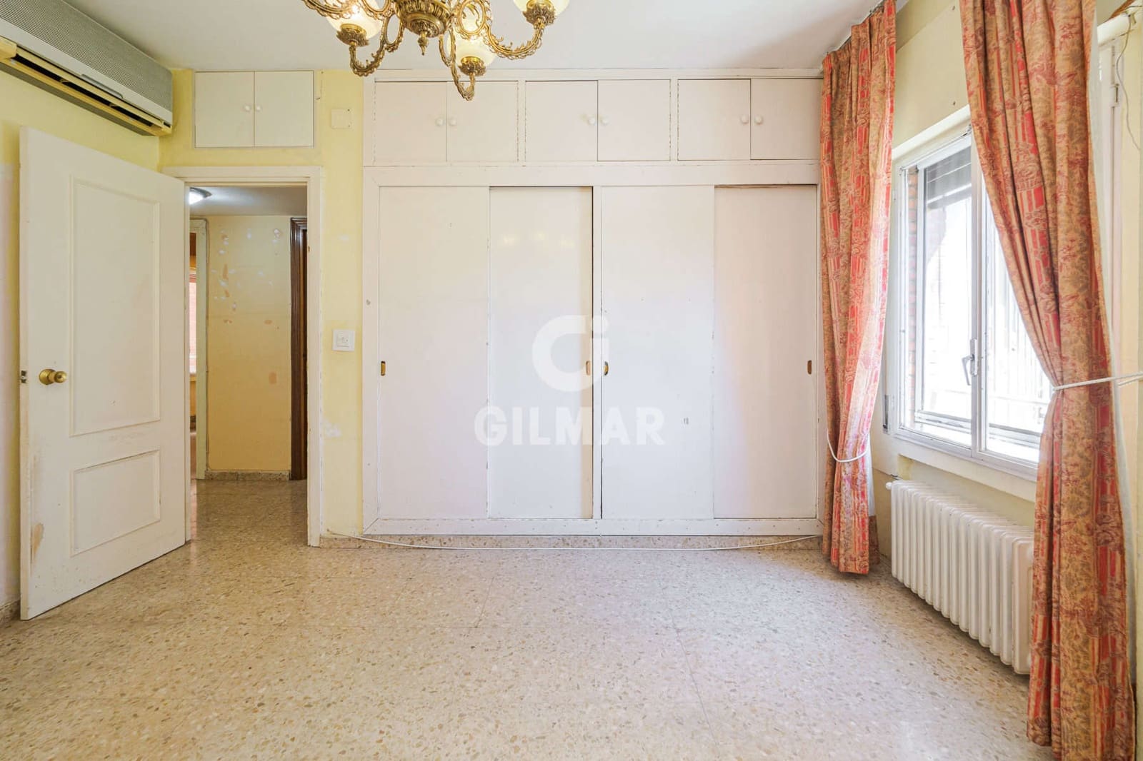 5 bedroom Flat for sale in Seville city - € 596,000 (Ref: 9906690)