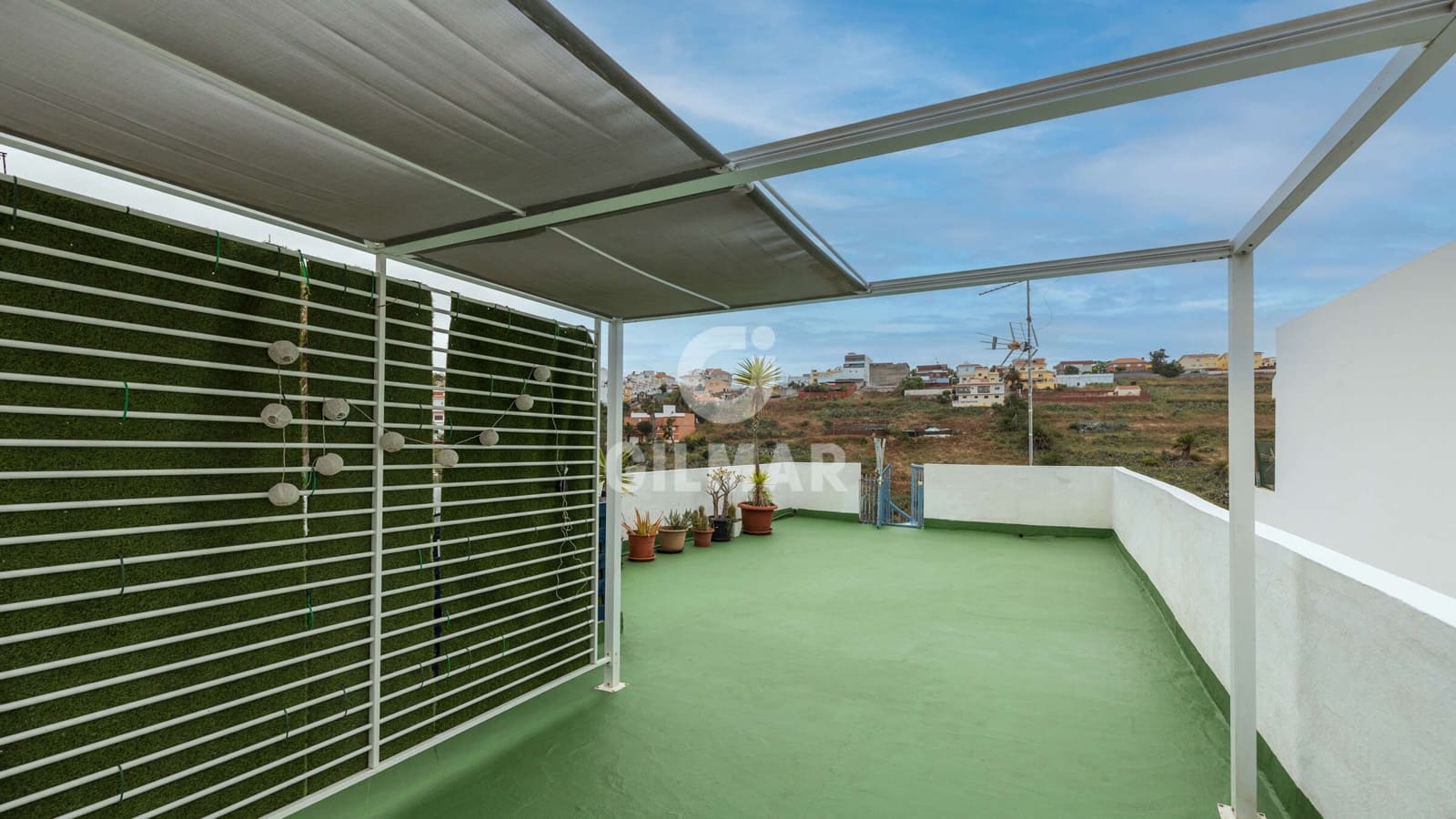 3 chambre Villa/Maison Mitoyenne à vendre à Las Palmas de Gran Canaria - 268 000 € (Ref: 9906691)