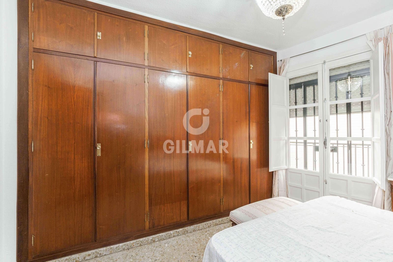 5 bedroom Flat for sale in Seville city - € 750,000 (Ref: 9906692)
