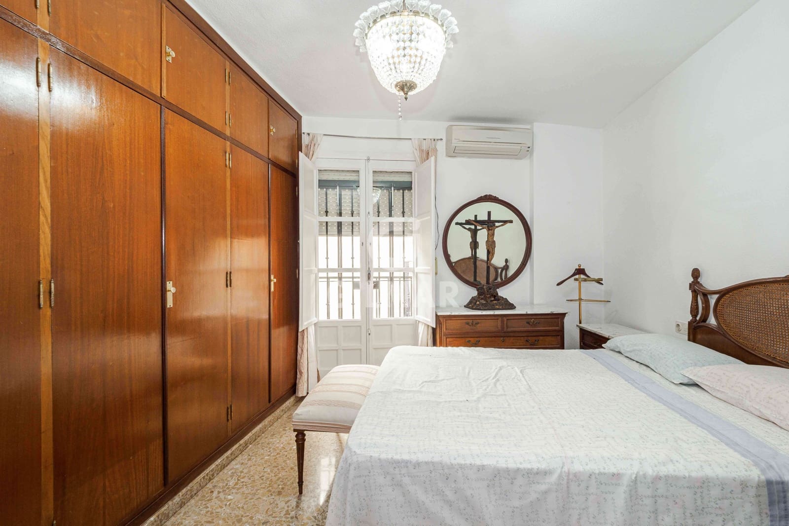 5 bedroom Flat for sale in Seville city - € 750,000 (Ref: 9906692)