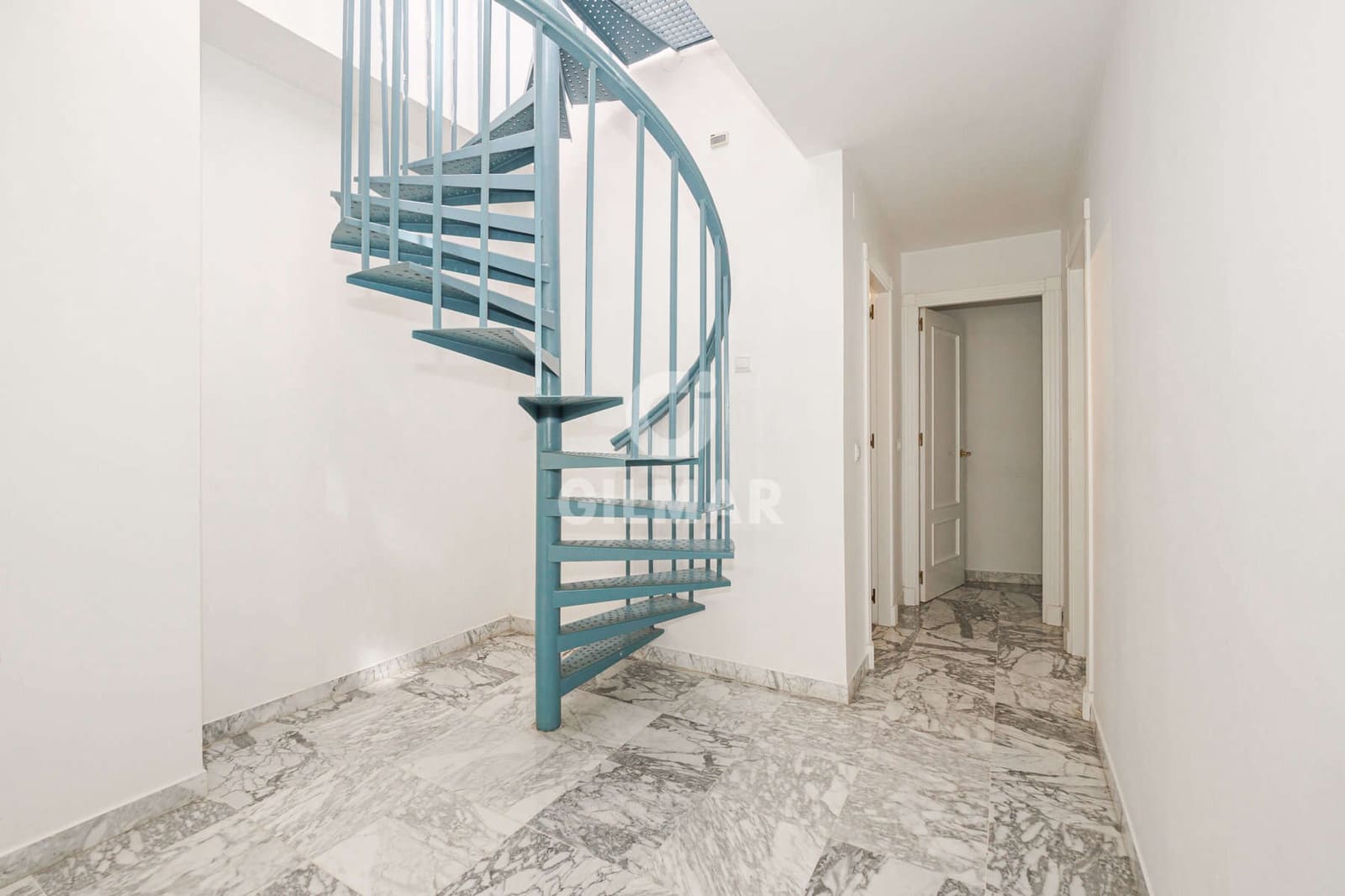 2 sovrum Lägenhet till salu i Sevilla stad med garage - 370 000 € (Ref: 9906693)