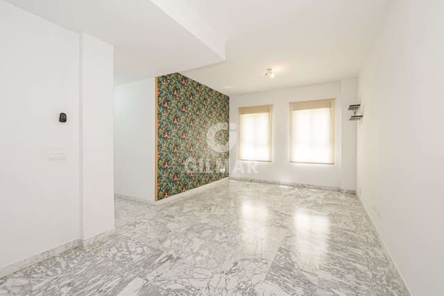 2 sovrum Lägenhet till salu i Huerta de Santa Teresa, Sevilla stad med garage - 370 000 € (Ref: 9906693)