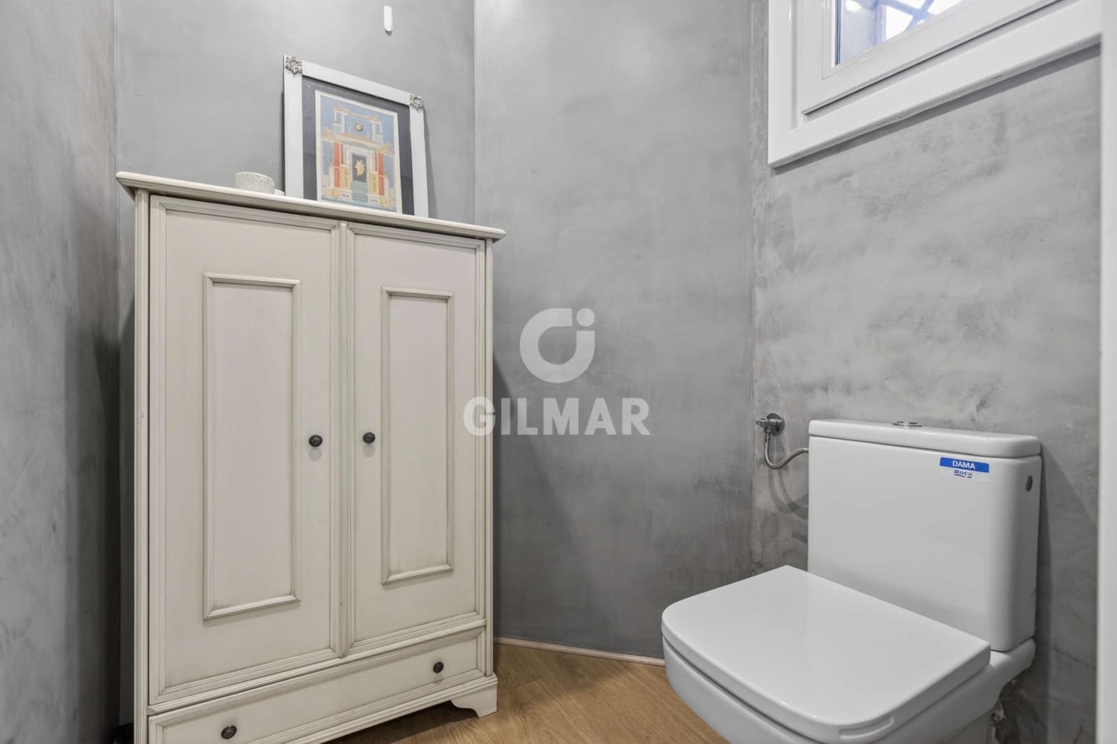 Chalet de 4 habitaciones en Tomares en venta con piscina garaje - 925.000 € (Ref: 9906696)