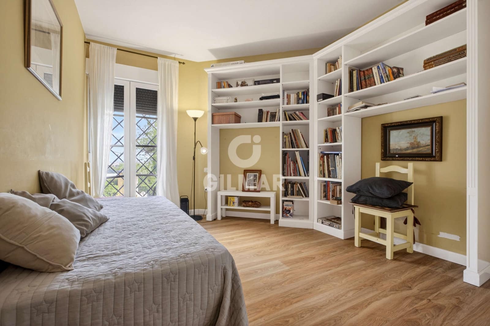 Chalet de 4 habitaciones en Tomares en venta con piscina garaje - 925.000 € (Ref: 9906696)