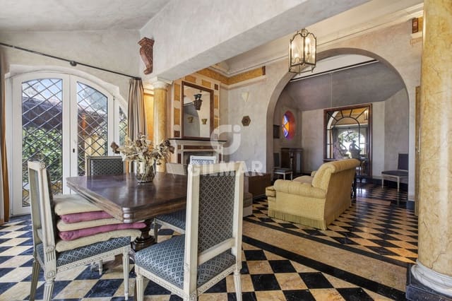 Chalet de 4 habitaciones en Tomares en venta con piscina garaje - 925.000 € (Ref: 9906696)