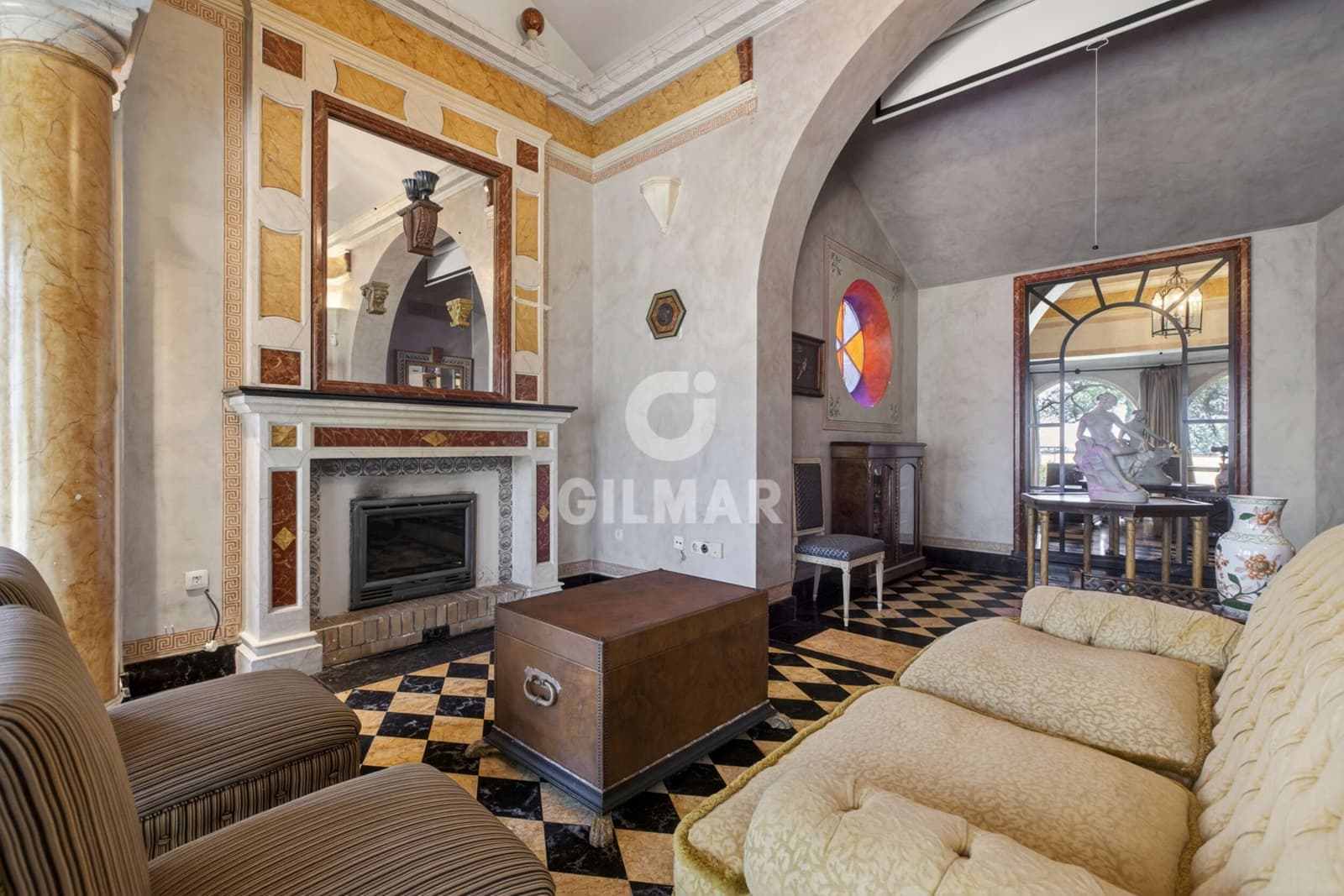 Chalet de 4 habitaciones en Tomares en venta con piscina garaje - 925.000 € (Ref: 9906696)
