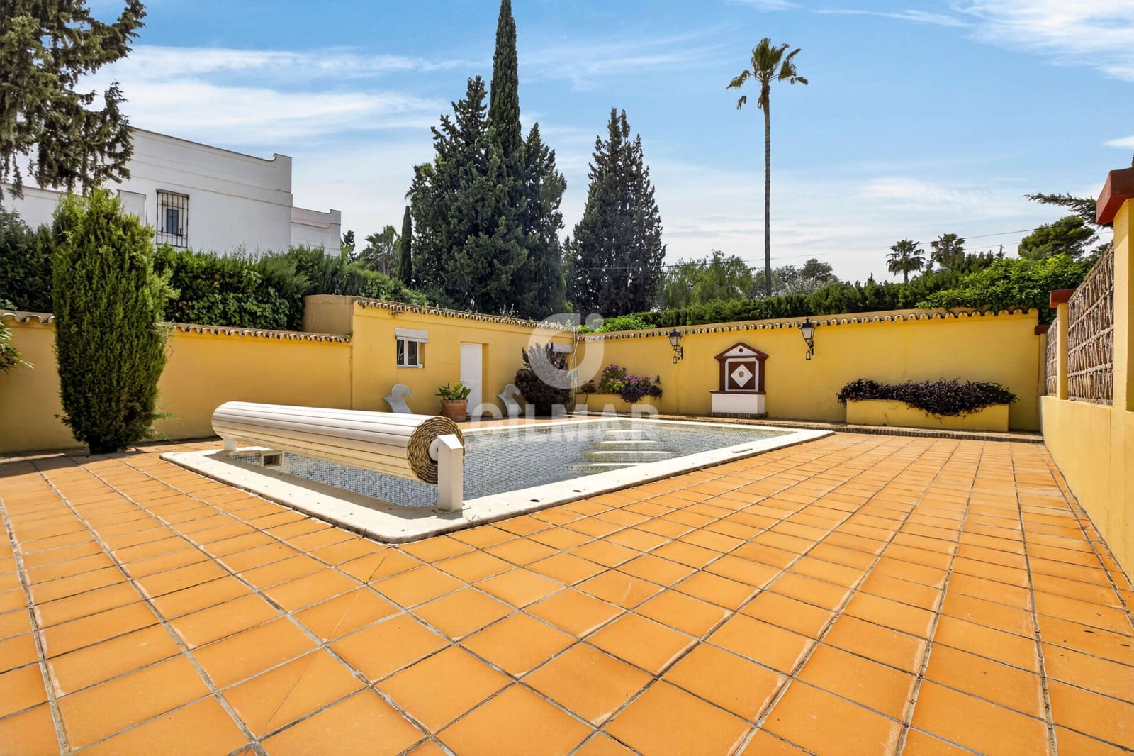 Chalet de 4 habitaciones en Tomares en venta con piscina garaje - 925.000 € (Ref: 9906696)