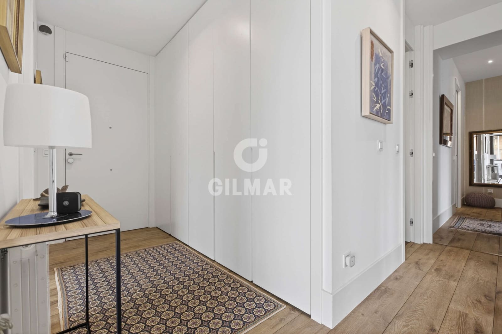 3 bedroom Flat for sale in Seville city with pool garage - € 798,000 (Ref: 9906697)