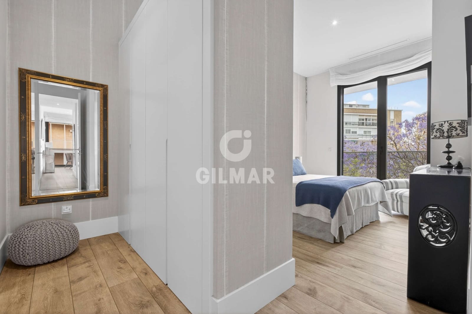 3 bedroom Flat for sale in Seville city with pool garage - € 798,000 (Ref: 9906697)