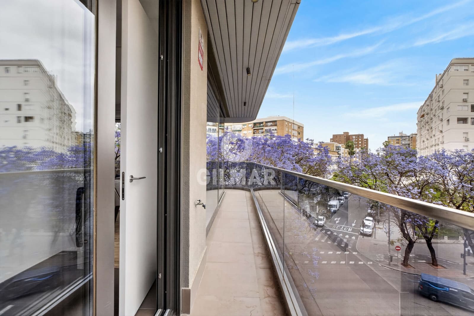3 bedroom Flat for sale in Seville city with pool garage - € 798,000 (Ref: 9906697)