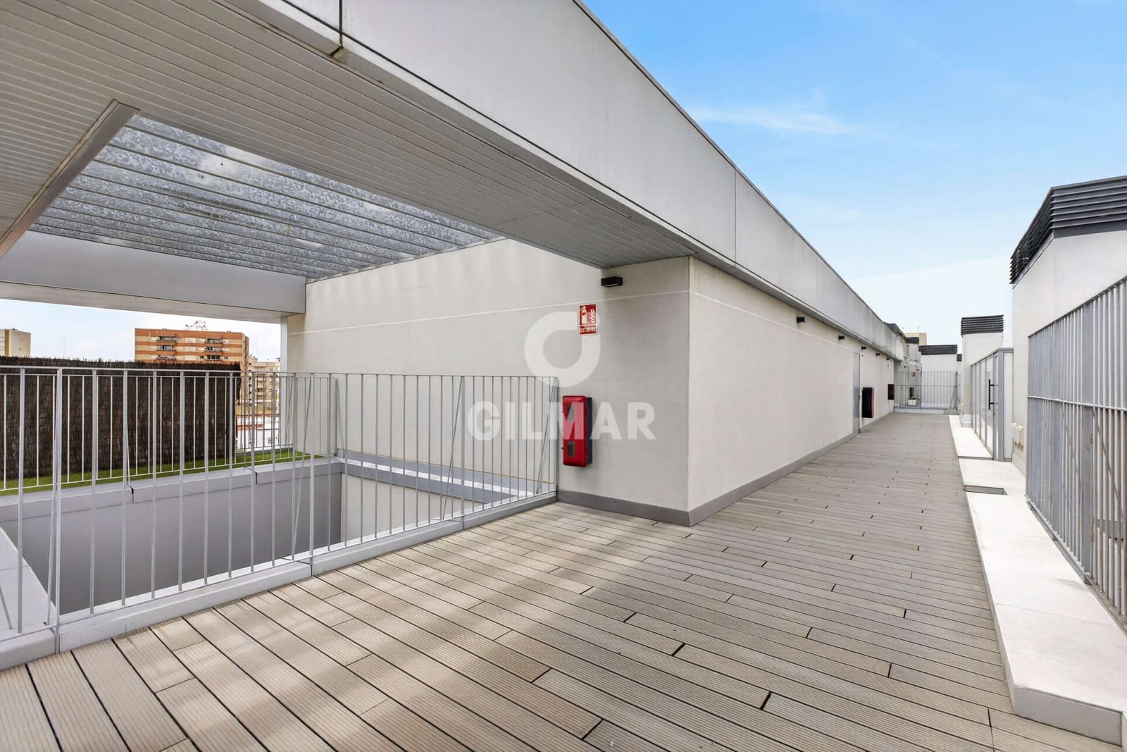 3 bedroom Flat for sale in Seville city with pool garage - € 798,000 (Ref: 9906697)