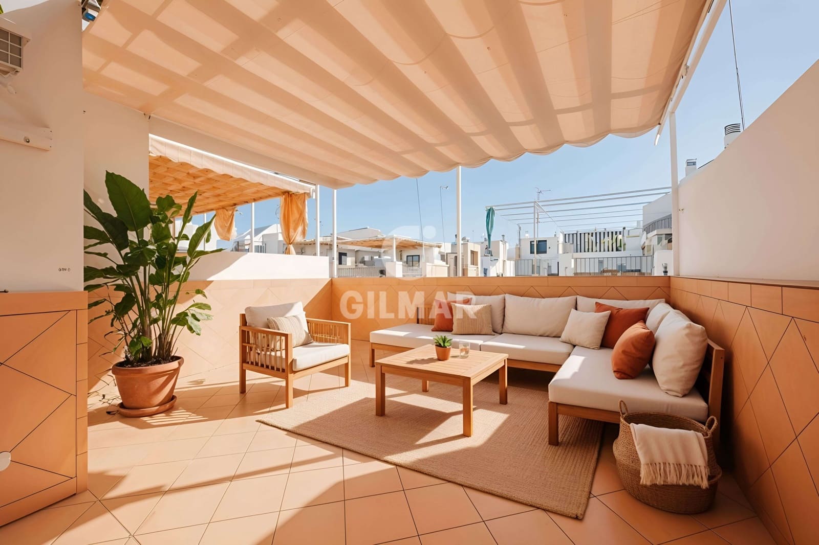 4 bedroom Terraced Villa for sale in Seville city - € 687,000 (Ref: 9906698)