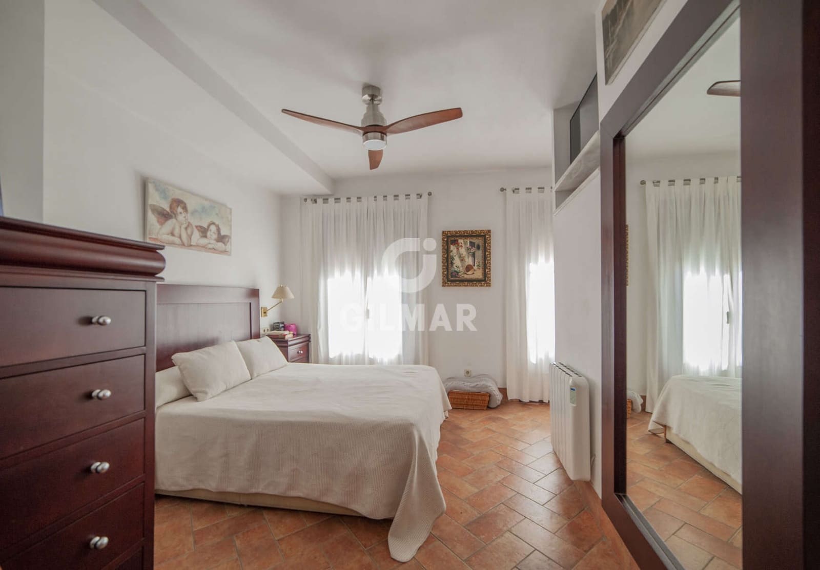 4 bedroom Terraced Villa for sale in Seville city - € 687,000 (Ref: 9906698)