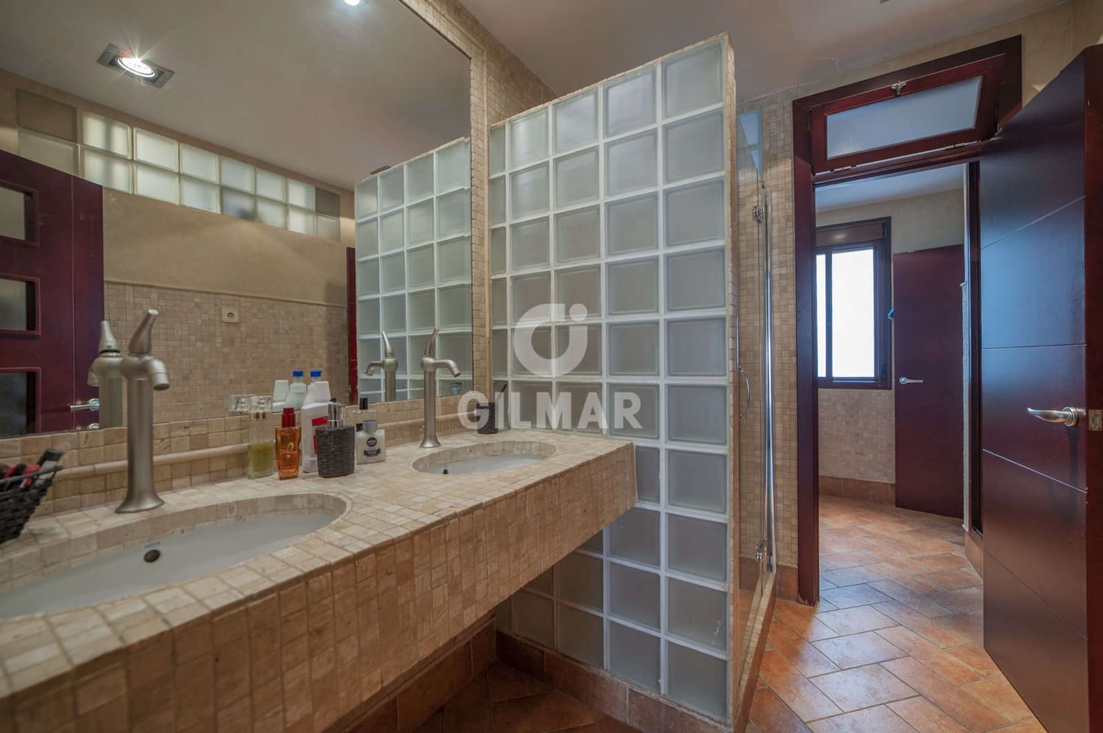 4 bedroom Terraced Villa for sale in Seville city - € 687,000 (Ref: 9906698)