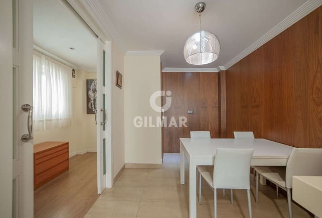 4 soveværelse Lejlighed til salg i La Calzada, Sevilla by med garage - € 780.000 (Ref: 9906699)