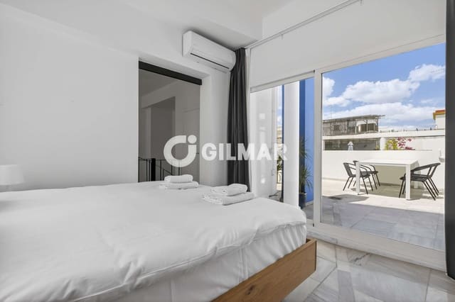 1 bedroom Penthouse for sale in San Vicente, Seville city - € 510,000 (Ref: 9906700)
