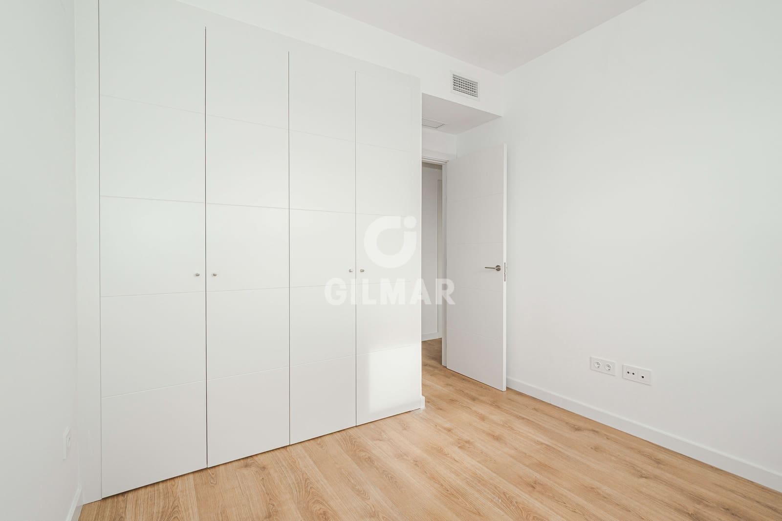 3 quarto Penthouse para venda em Sevilha cidade com piscina garagem - 745 000 € (Ref: 9906701)