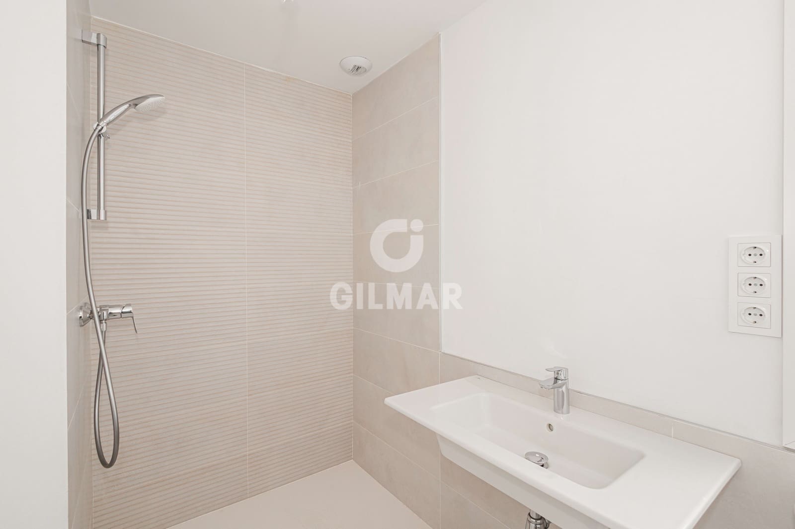 3 quarto Penthouse para venda em Sevilha cidade com piscina garagem - 745 000 € (Ref: 9906701)