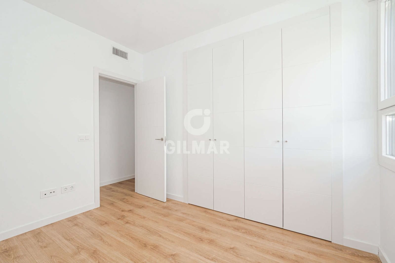 3 quarto Penthouse para venda em Sevilha cidade com piscina garagem - 710 000 € (Ref: 9906702)