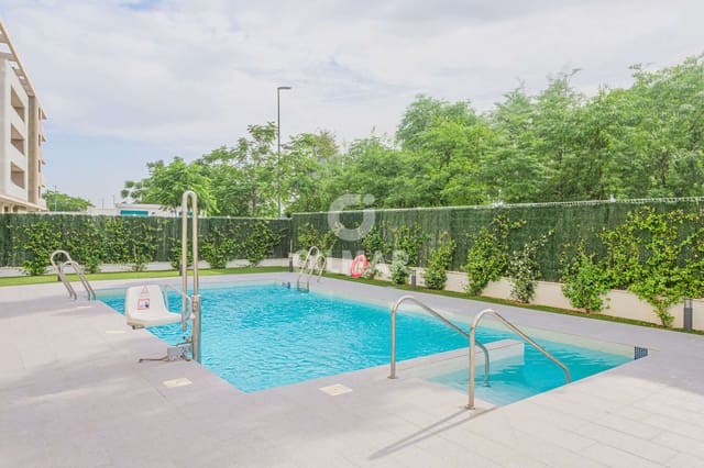 3 quarto Penthouse para venda em Bda. de Pineda, Sevilha cidade com piscina garagem - 710 000 € (Ref: 9906702)