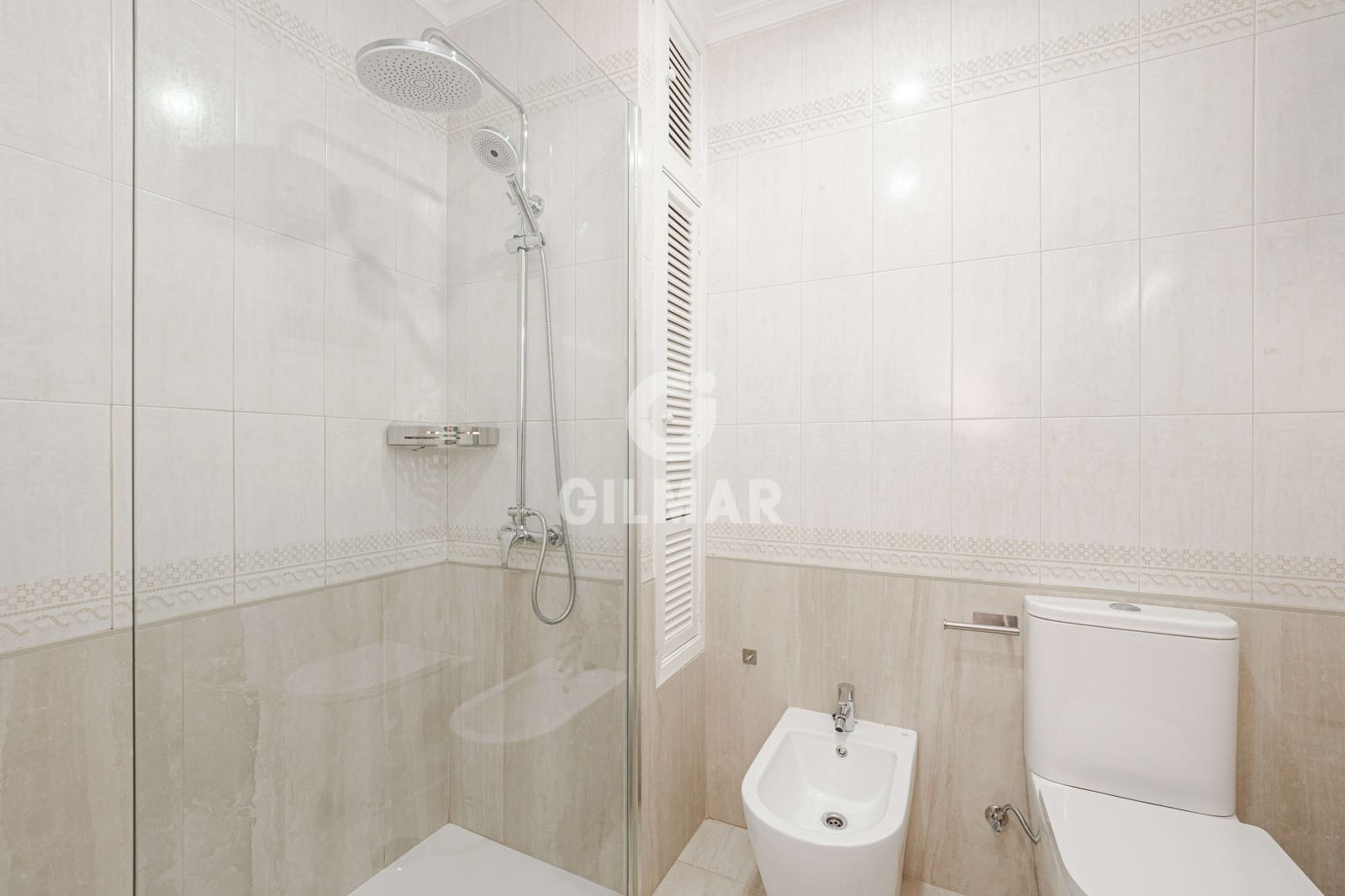 3 bedroom Flat for sale in Seville city with garage - € 489,000 (Ref: 9906703)