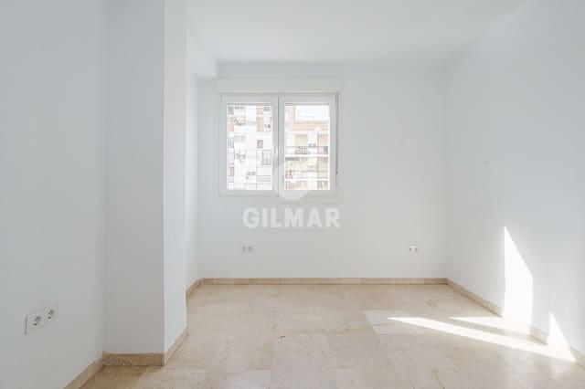 3 Zimmer Wohnung zu verkaufen in Los Remedios, Sevilla Stadt mit Garage - 489.000 € (Ref: 9906703)