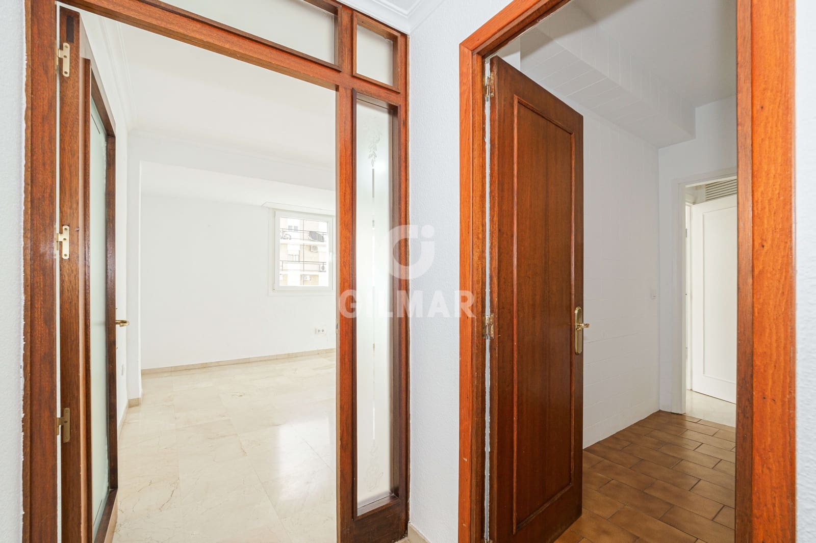 3 bedroom Flat for sale in Seville city with garage - € 489,000 (Ref: 9906703)