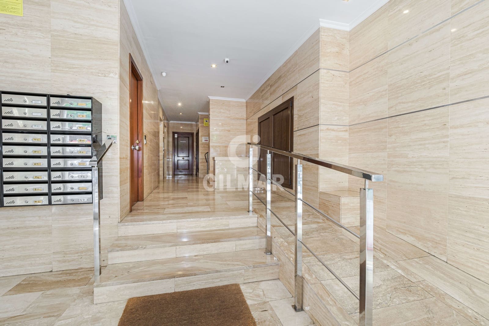 3 bedroom Flat for sale in Seville city with garage - € 489,000 (Ref: 9906703)