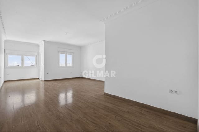 3 bedroom Flat for sale in Seville city with garage - € 499,000 (Ref: 9906705)