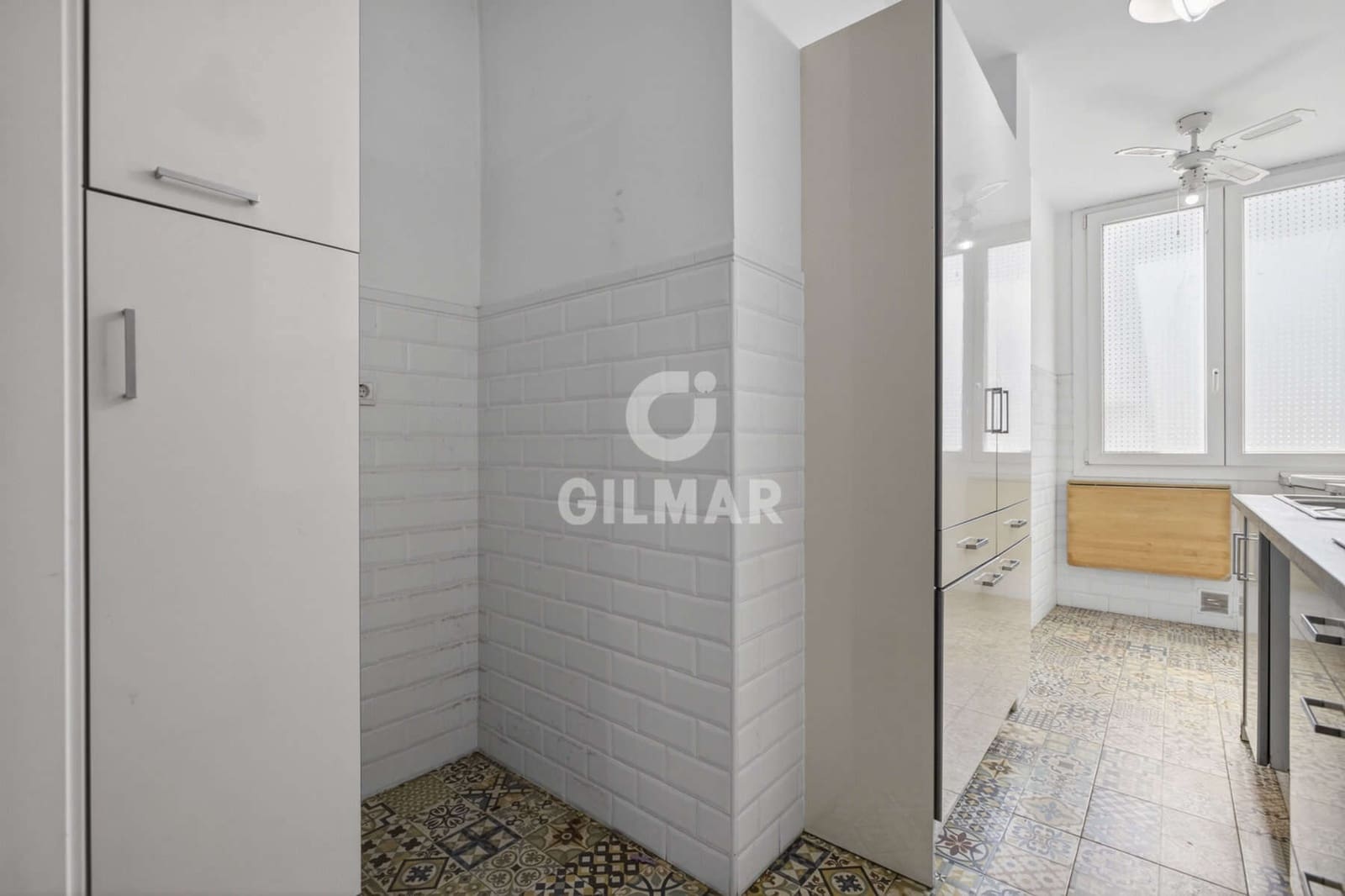3 bedroom Flat for sale in Seville city with garage - € 499,000 (Ref: 9906705)