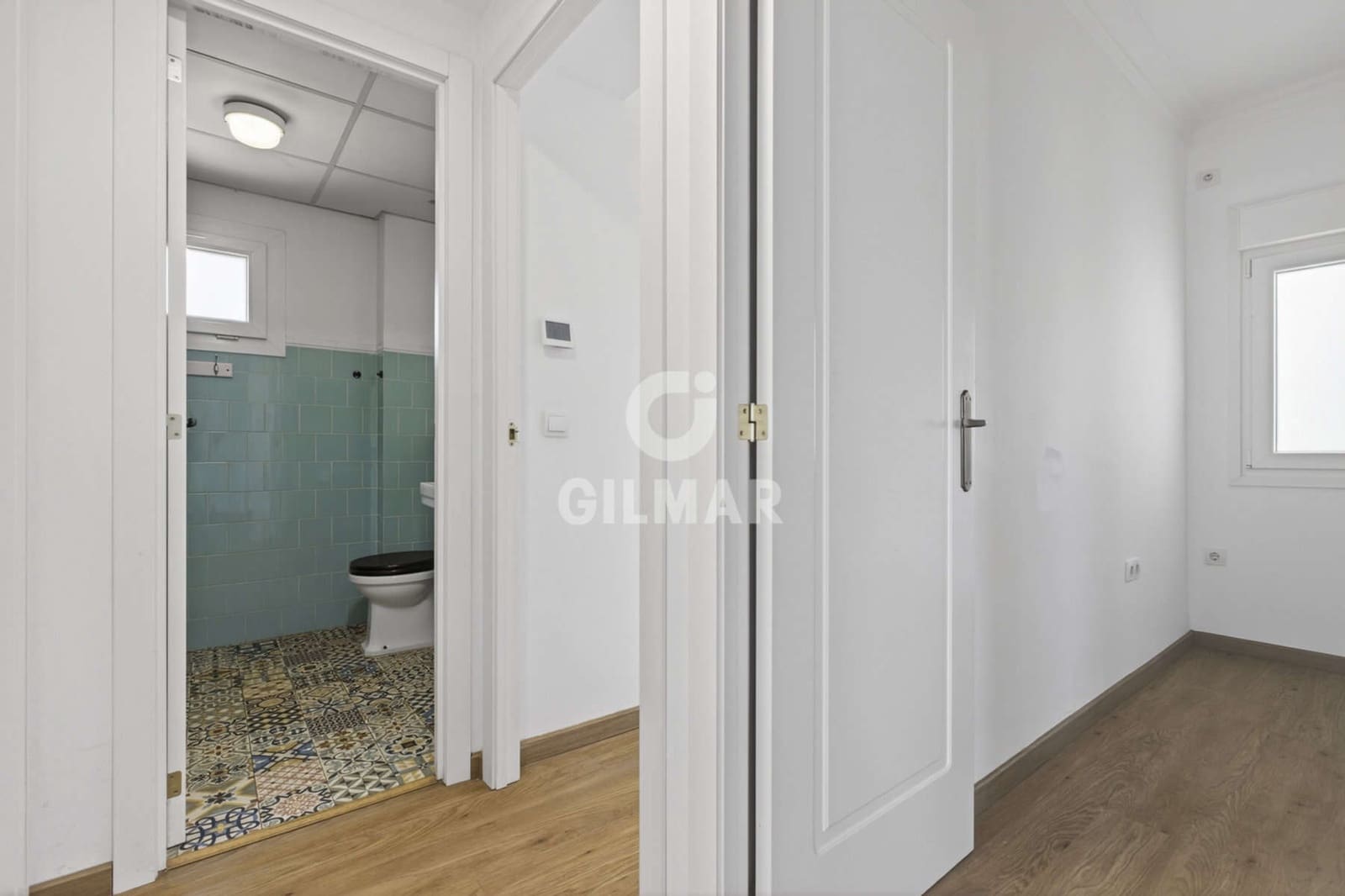 3 bedroom Flat for sale in Seville city with garage - € 499,000 (Ref: 9906705)