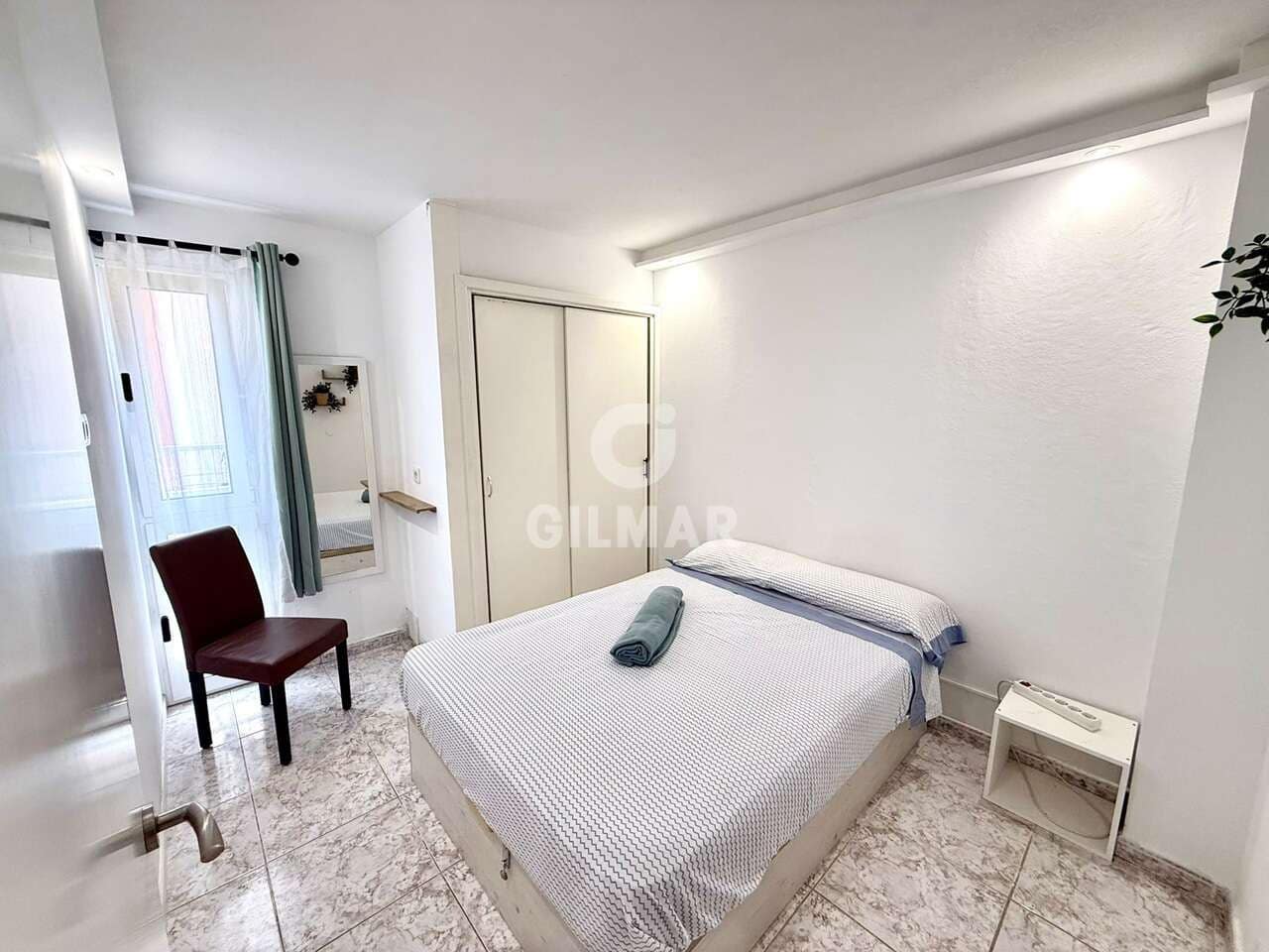 2 bedroom Flat for sale in Los Cristianos - € 270,000 (Ref: 9908851)