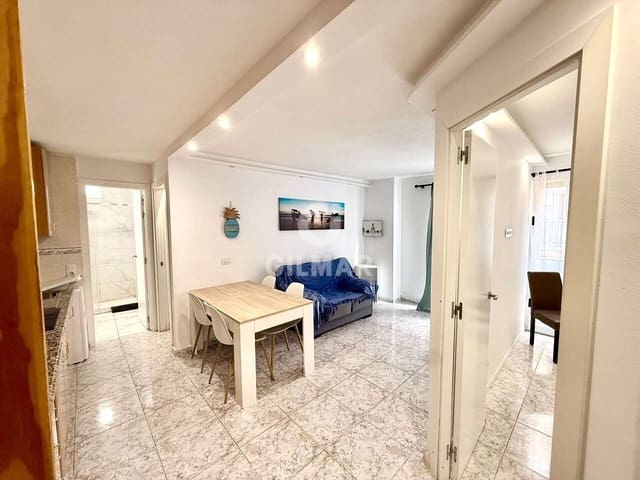 2 bedroom Flat for sale in Los Cristianos, Arona - € 270,000 (Ref: 9908851)