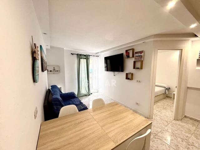 2 bedroom Flat for sale in Los Cristianos, Arona - € 270,000 (Ref: 9908851)