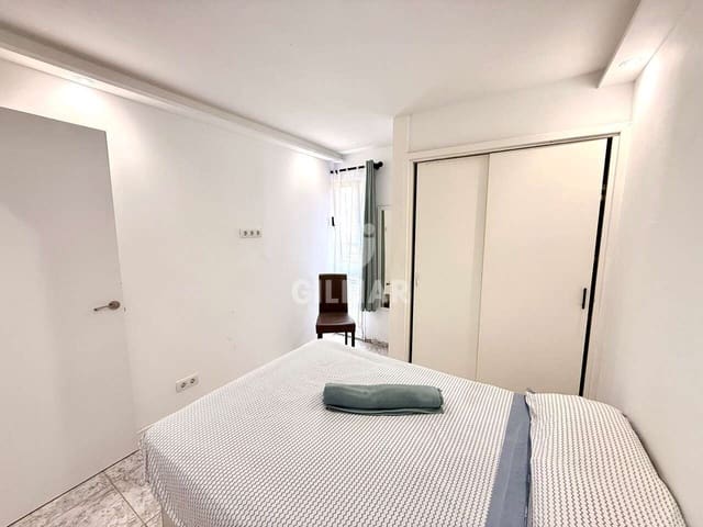 2 bedroom Flat for sale in Los Cristianos, Arona - € 270,000 (Ref: 9908851)