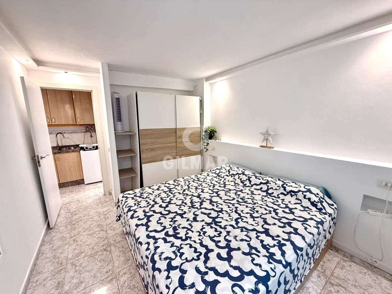 2 bedroom Flat for sale in Los Cristianos - € 270,000 (Ref: 9908851)